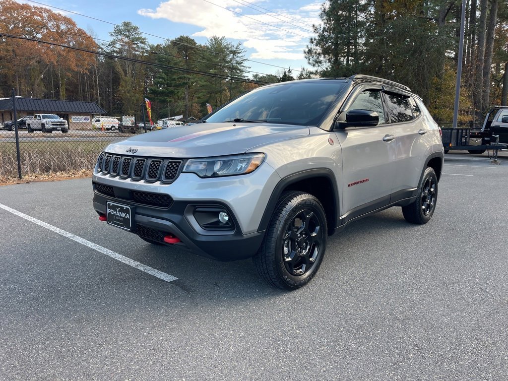 Used 2023 Jeep Compass Trailhawk w/ Trailhawk Convenience Group image 2