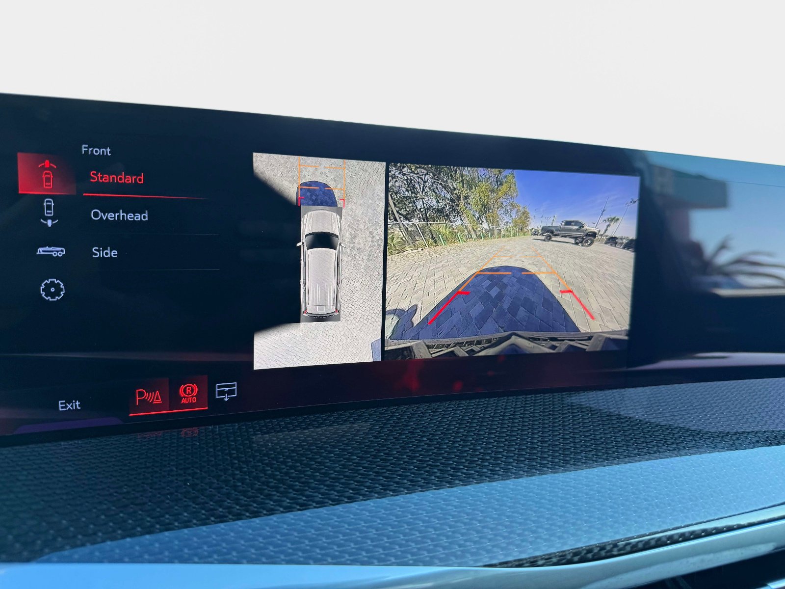 Used 2026 Cadillac Escalade V w/ LPO, ONYX Package image 51