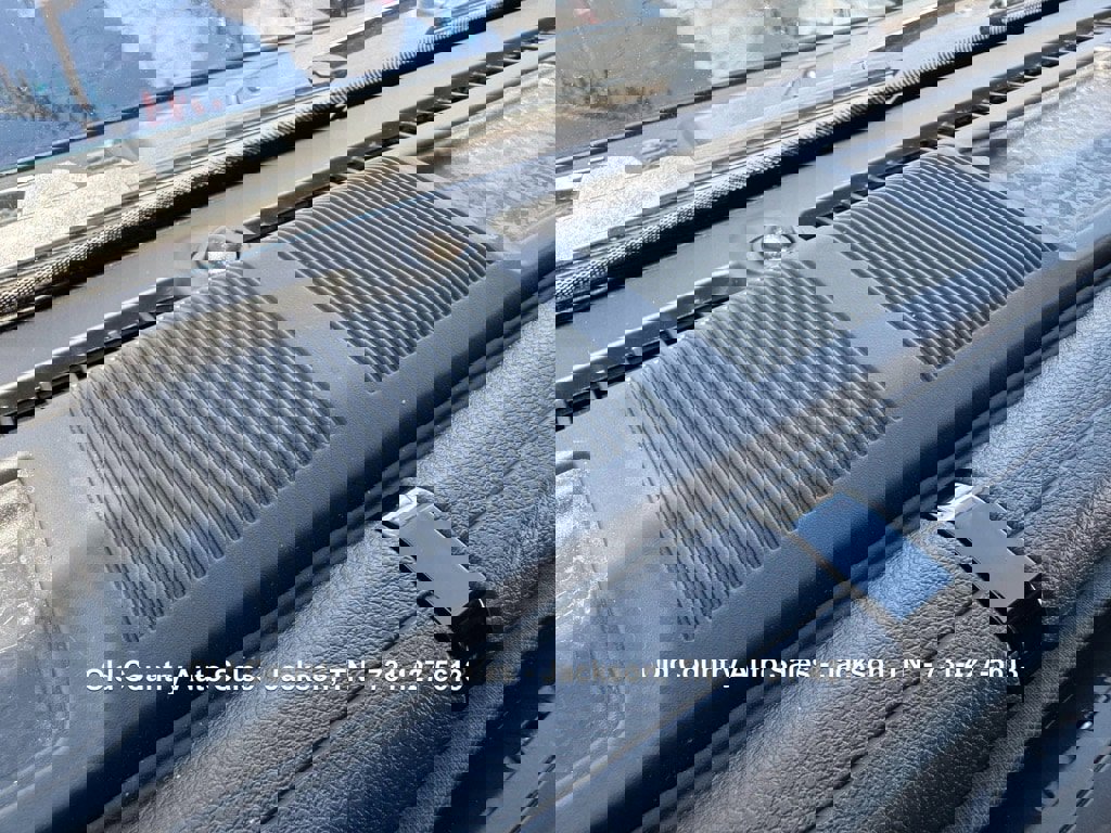 Used 2025 Jeep Wrangler Sport image 41