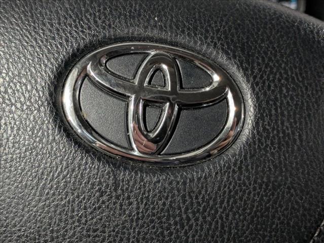 Used 2018 Toyota RAV4 Limited image 13