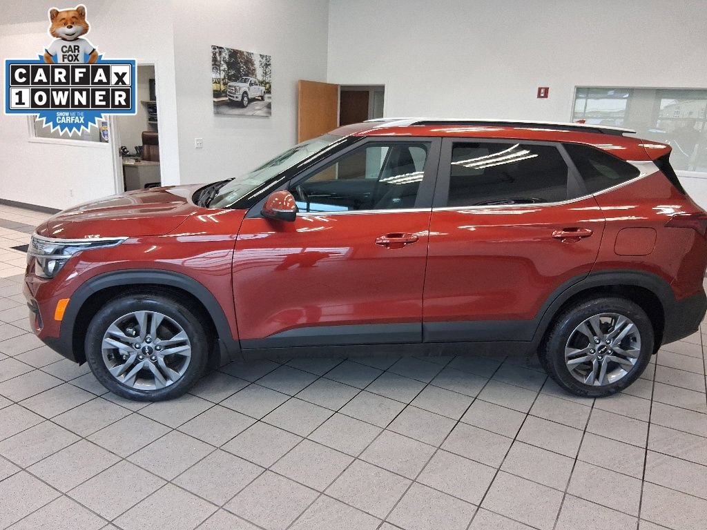 Used 2023 Kia Seltos S w/ Navigation Package FWD image 6