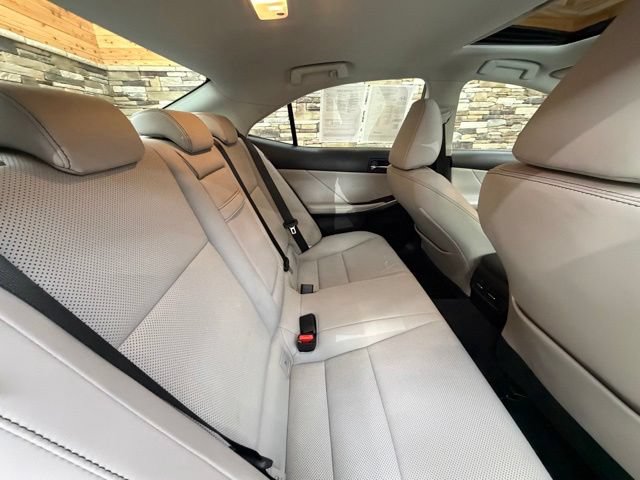 Used 2016 Lexus IS 300 AWD w/ Navigation System Package image 36