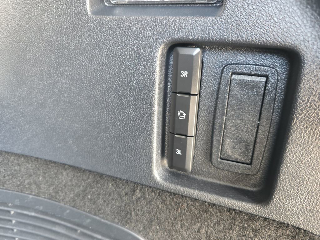 Used 2025 Lincoln Aviator 2WD image 26