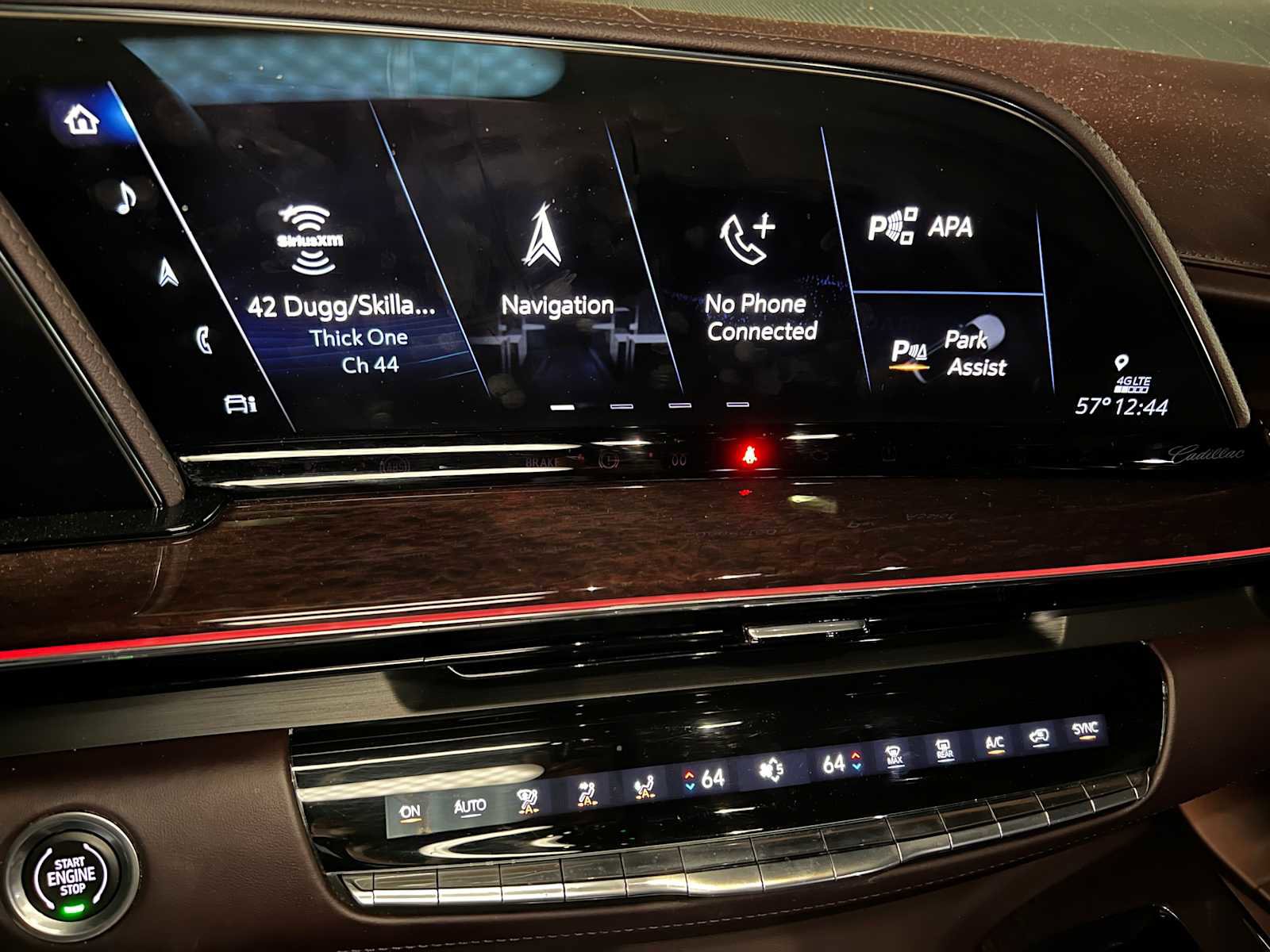 Used 2023 Cadillac Escalade Sport Platinum AWD/4WD image 37