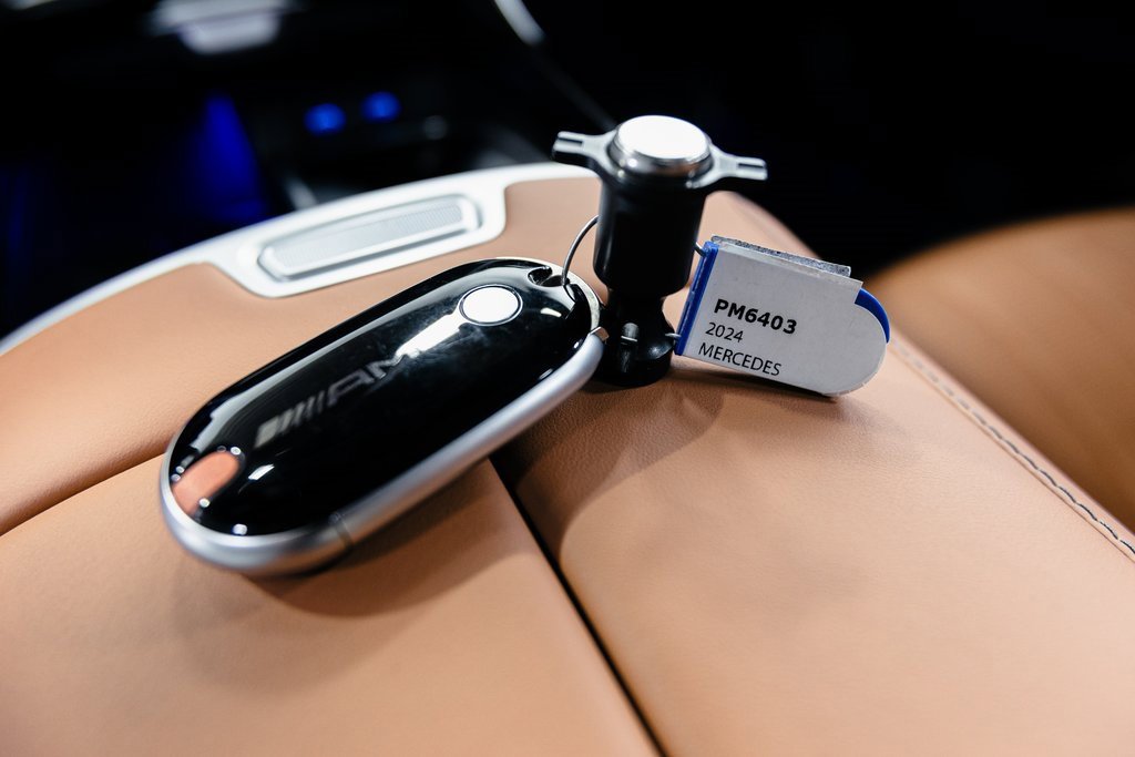 Used 2024 Mercedes-Benz S 63 AMG S image 41