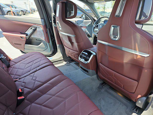 New 2025 BMW 760i xDrive w/ Executive Package image 11