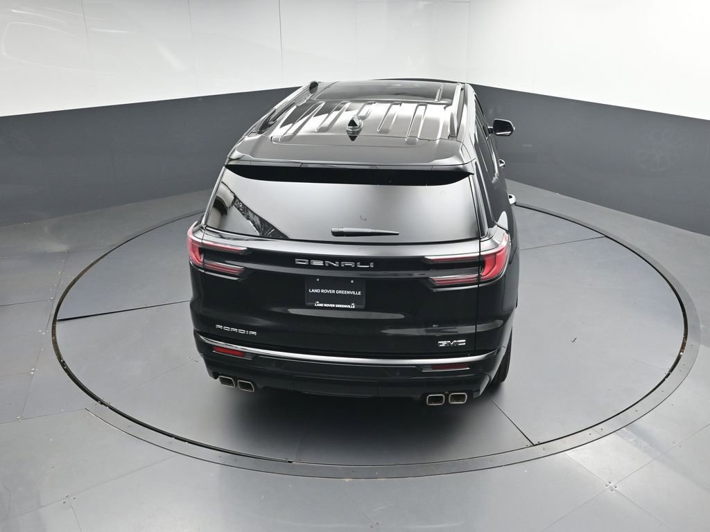 Used 2026 GMC Acadia Denali Ultimate w/ LPO, Floor Liner Package FWD image 38