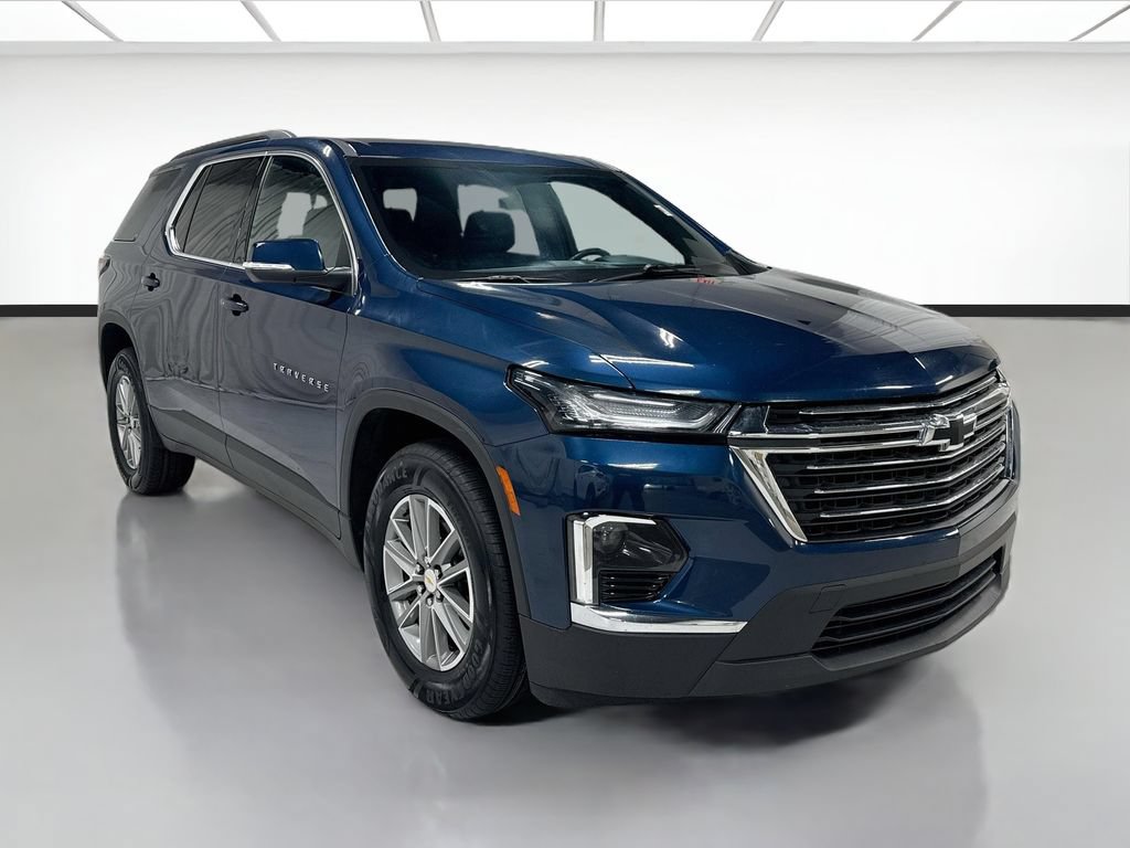 Used 2023 Chevrolet Traverse LT FWD image 4