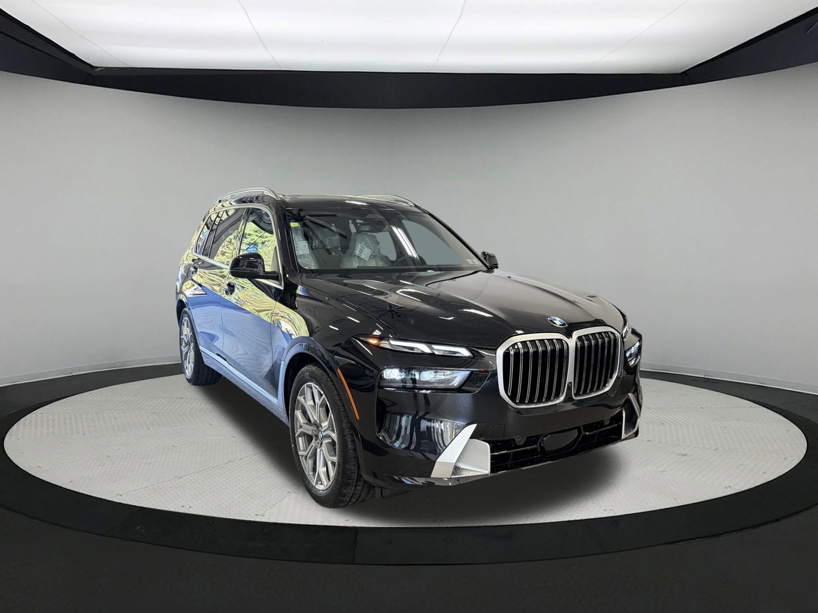 New 2027 BMW X7 xDrive40i w/ Premium Package AWD/4WD image 3