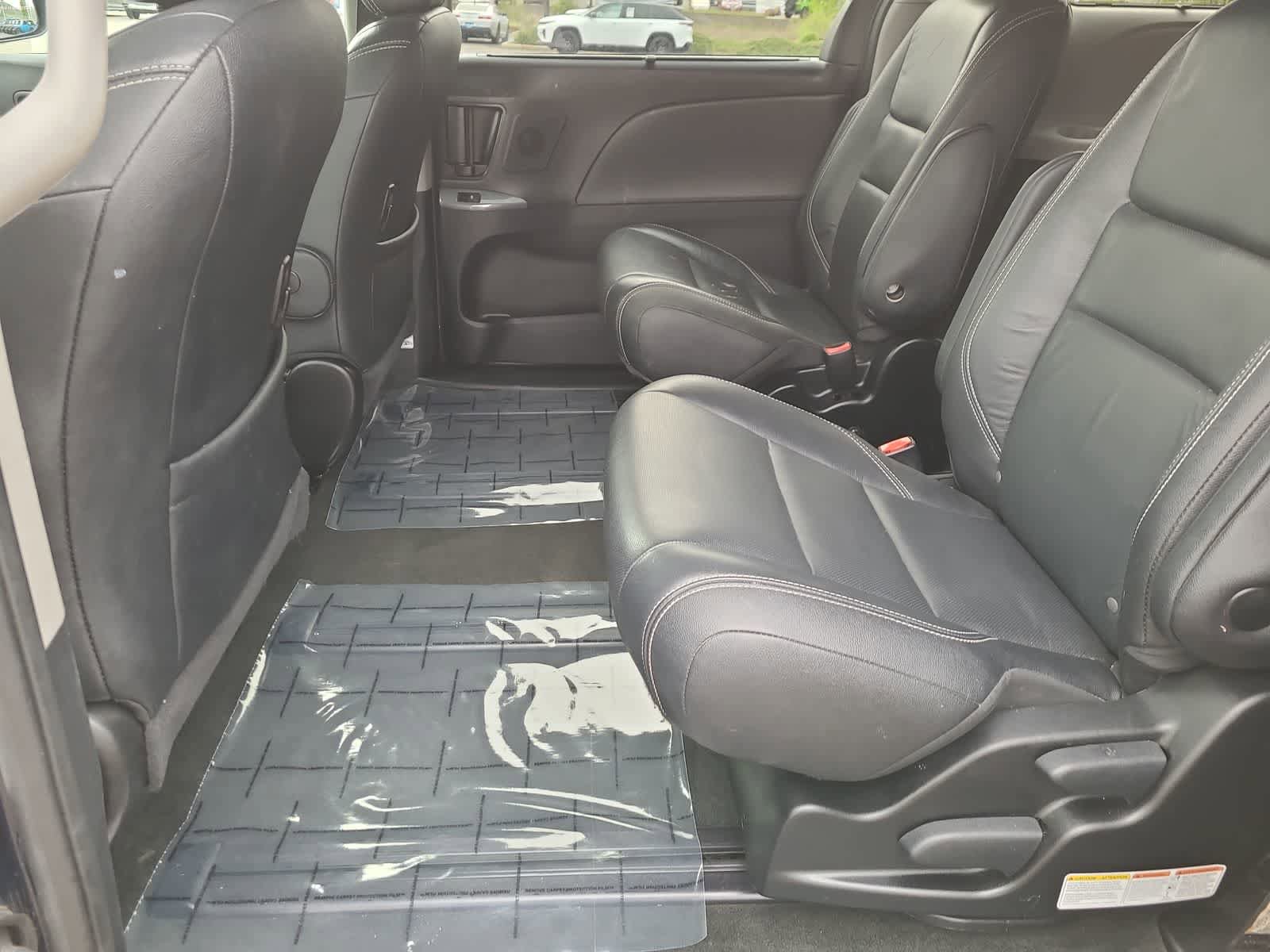 Used 2019 Toyota Sienna SE w/ SE Preferred Package AWD/4WD image 21