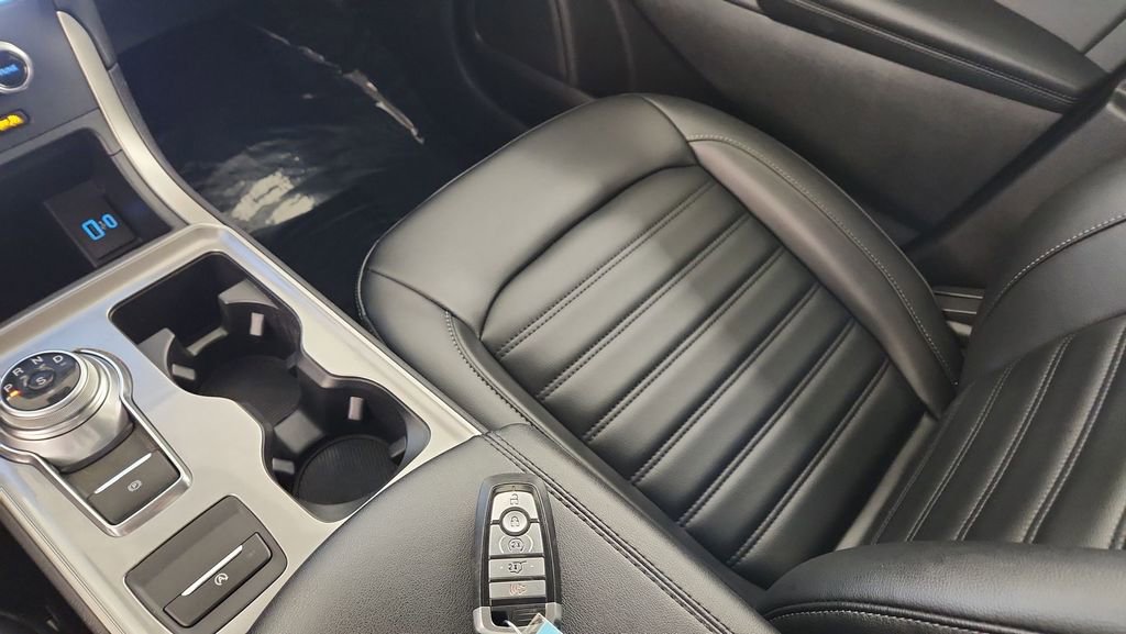 Used 2023 Ford Edge SEL w/ Convenience Package image 21