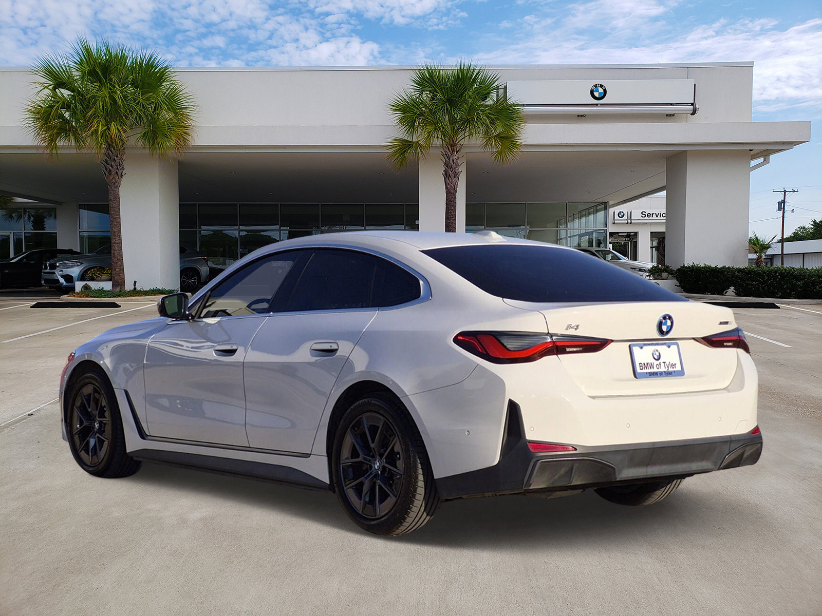 Certified 2023 BMW i4 eDrive35 w/ Premium Package image 6