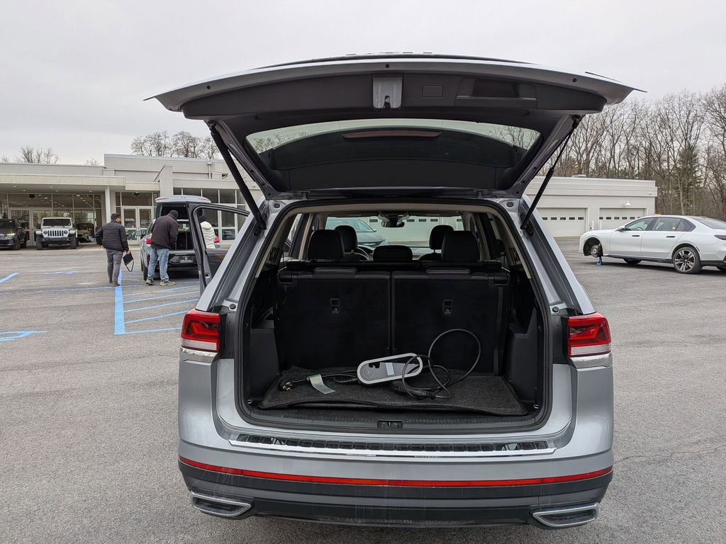 Used 2024 Volkswagen Atlas SE image 21