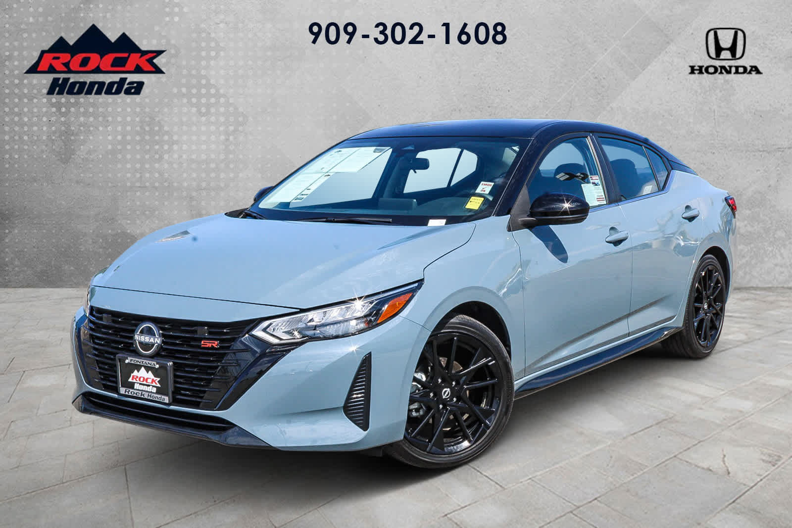 Used 2025 Nissan Sentra SR w/ Midnight Edition FWD image 1