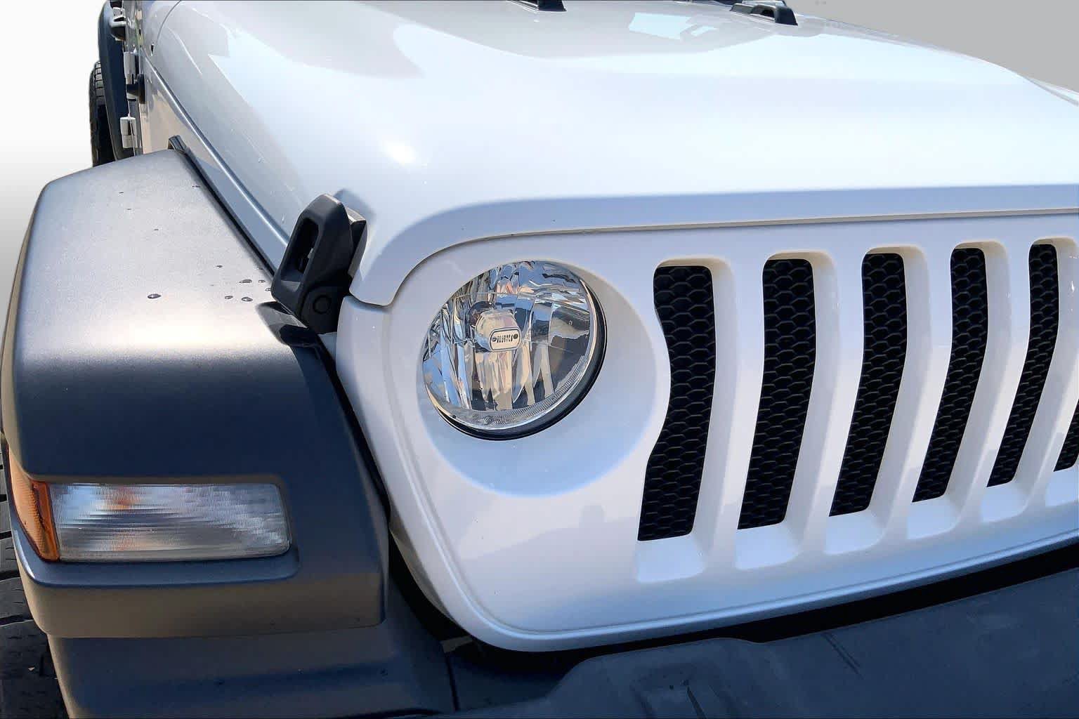 Used 2021 Jeep Wrangler Unlimited Sport AWD/4WD image 26