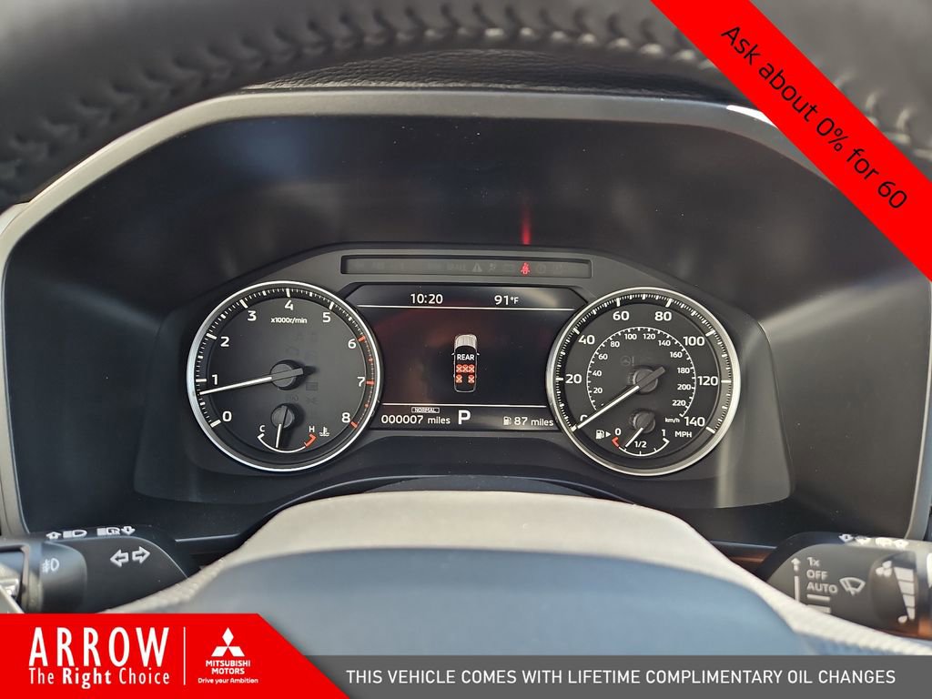 New 2025 Mitsubishi Outlander SE image 26