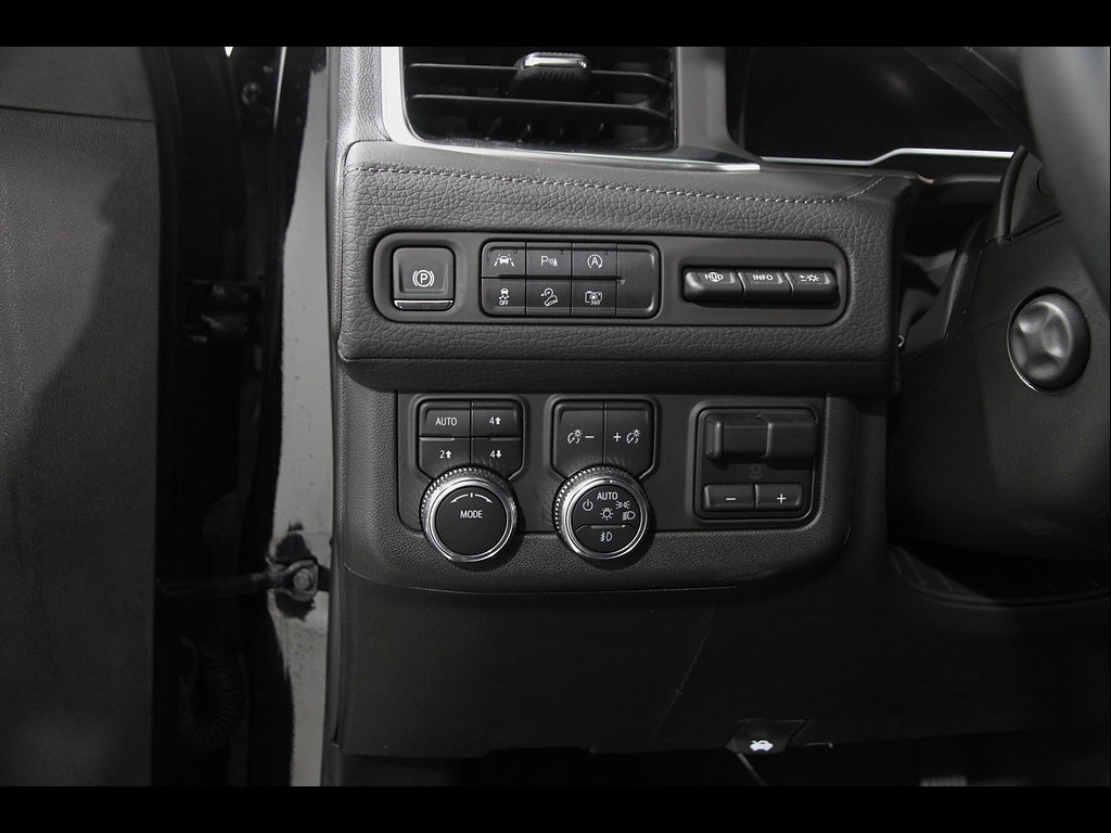 Used 2024 GMC Yukon Denali w/ Max Trailering Package AWD/4WD image 6