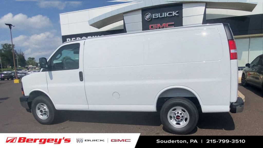 New 2025 GMC Savana 3500 w/ Driver Convenience Package RWD image 7