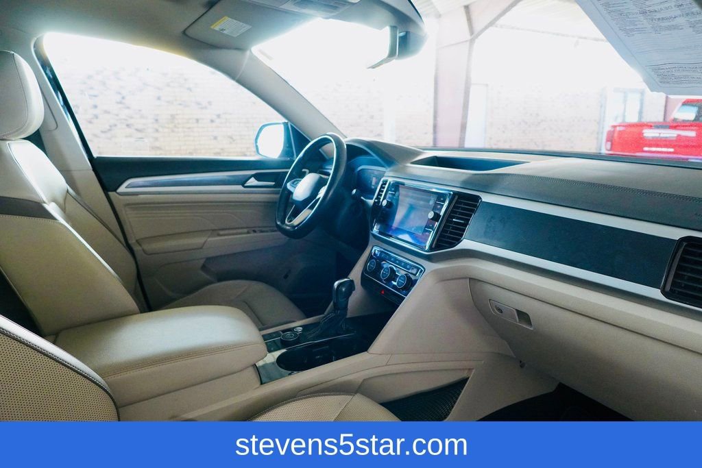 Used 2022 Volkswagen Atlas SEL Premium AWD/4WD image 7
