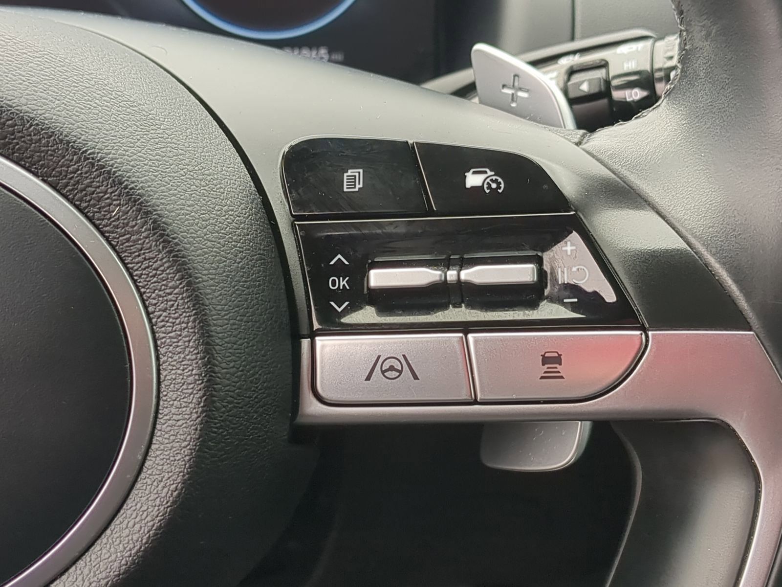 Used 2022 Hyundai Tucson Limited image 27