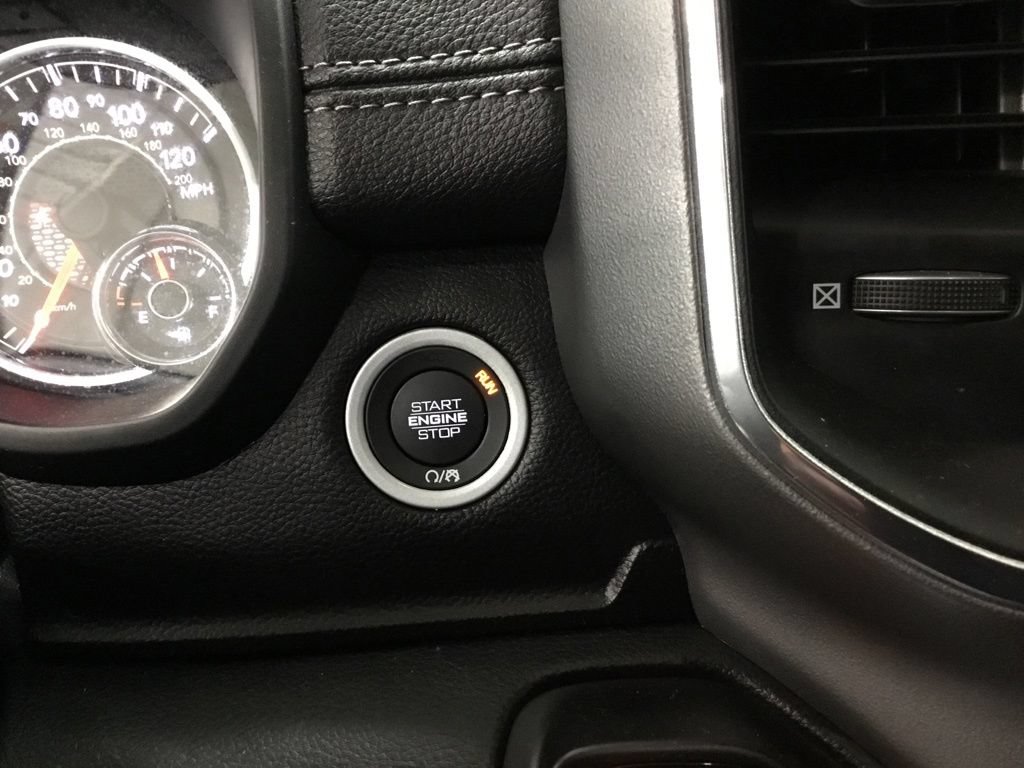 Used 2023 RAM 1500 Laramie AWD/4WD image 30