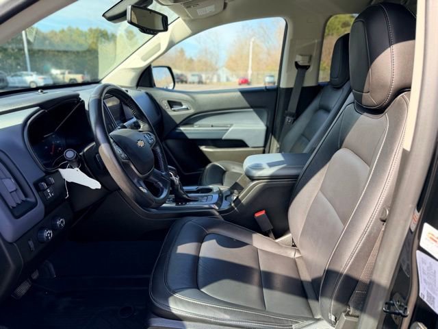 Used 2022 Chevrolet Colorado Z71 w/ Z71 Midnight Edition image 6