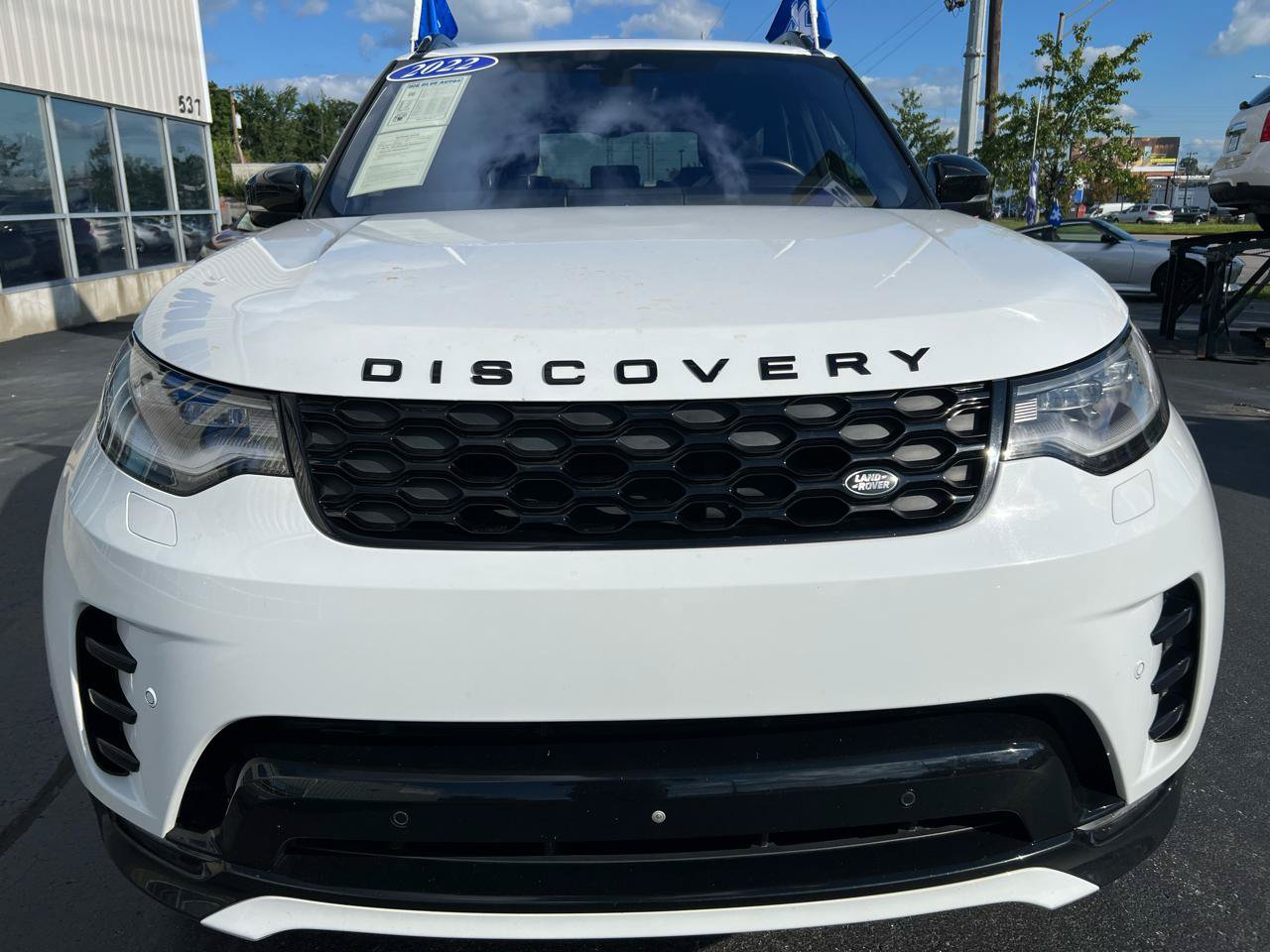 Used 2022 Land Rover Discovery S R-Dynamic AWD/4WD image 9