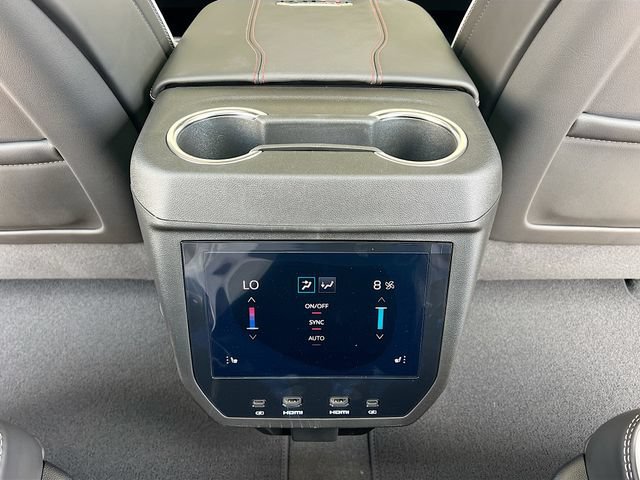 New 2026 GMC Yukon XL AT4 Ultimate AWD/4WD image 18