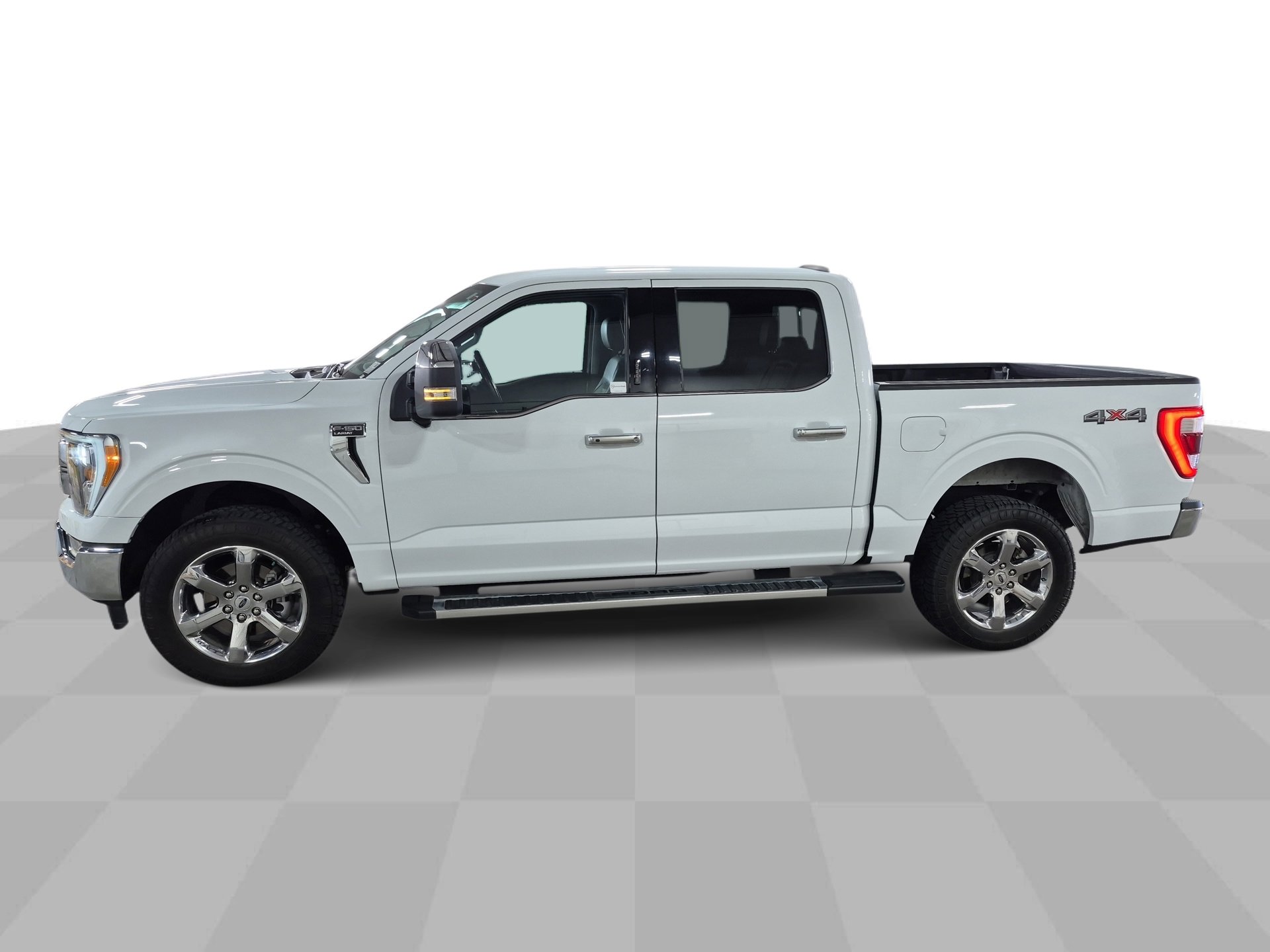 Used 2023 Ford F150 Lariat w/ Max Trailer Tow Package image 6