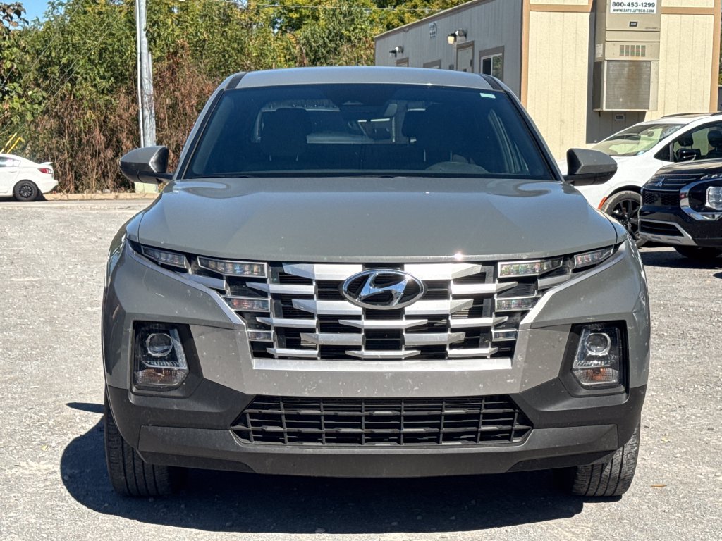 Used 2023 Hyundai Santa Cruz SE FWD image 7