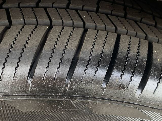 Used 2014 Toyota Avalon Limited FWD image 35