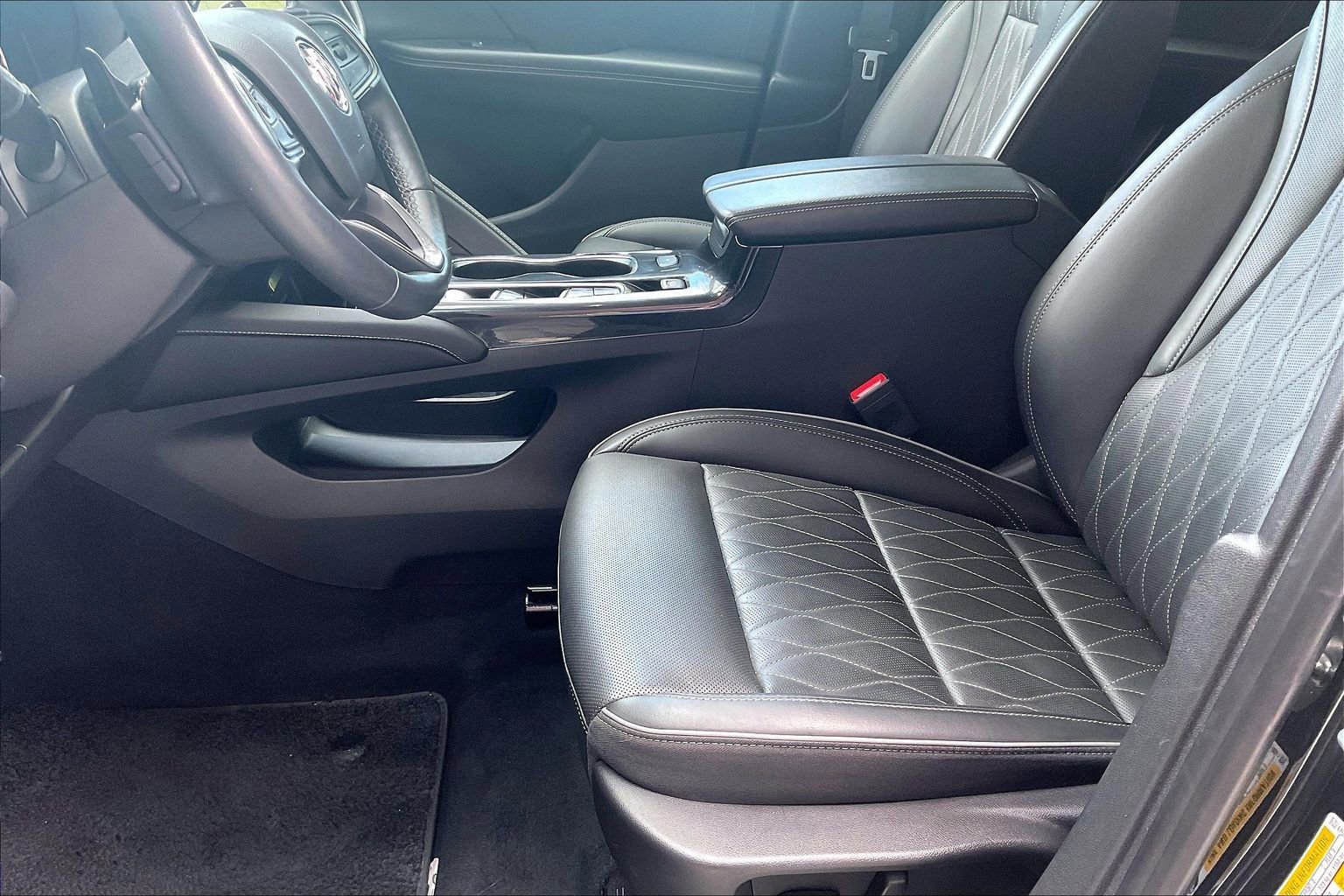 Used 2023 Buick Envision Avenir AWD/4WD image 18