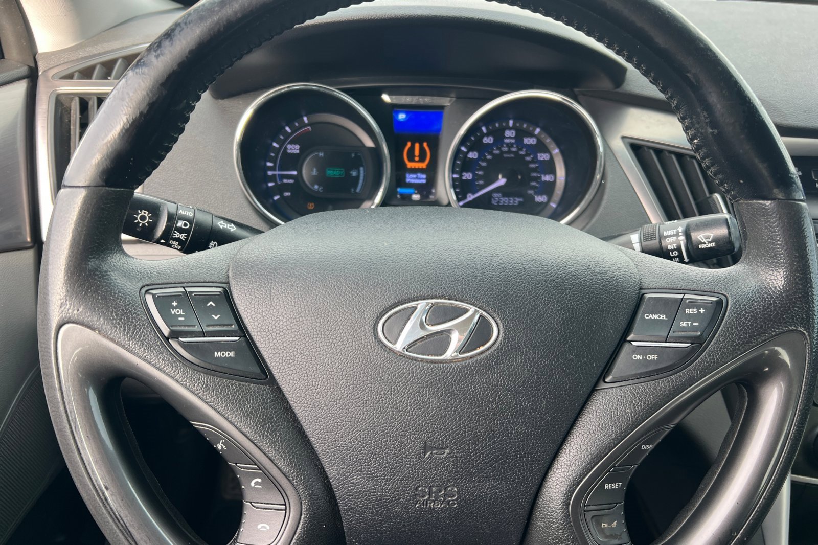 Used 2012 Hyundai Sonata Hybrid w/ Leather Pkg image 18