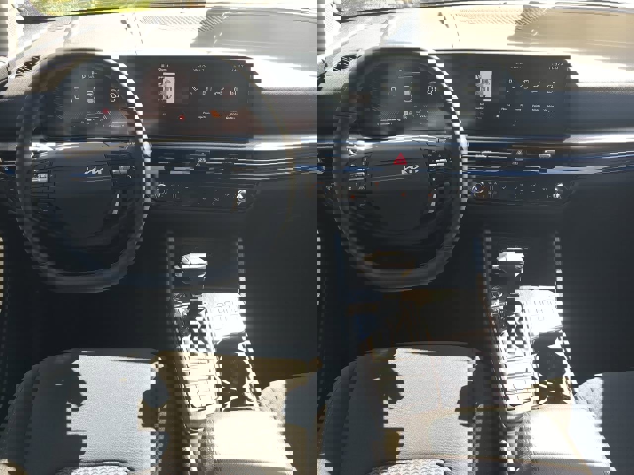 New 2026 Kia Sportage LX image 14