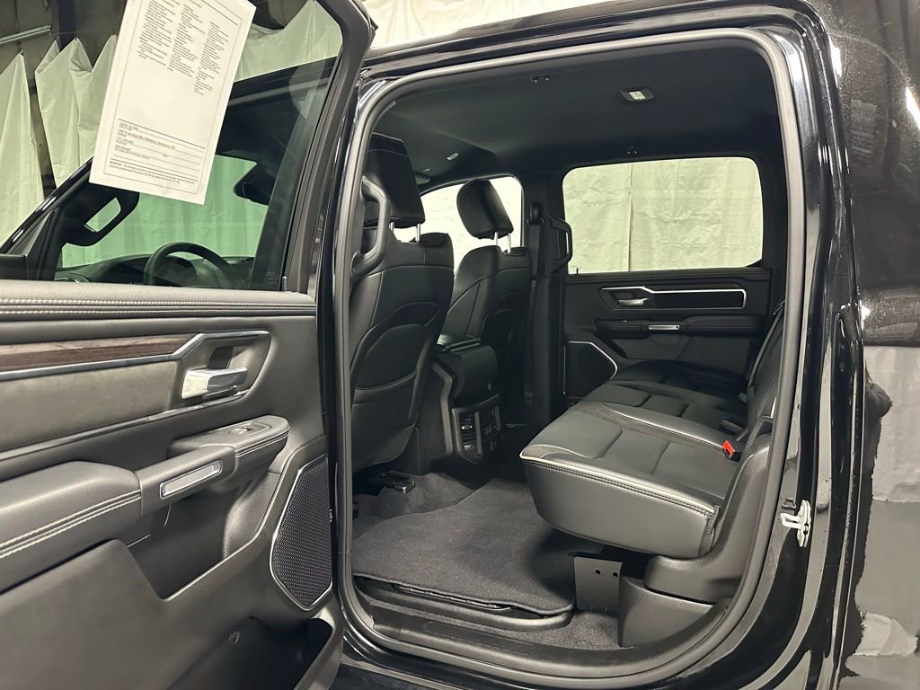 Used 2025 RAM 1500 Laramie image 39