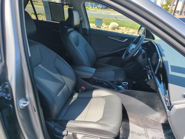 Certified 2024 Kia Niro Wind FWD image 31