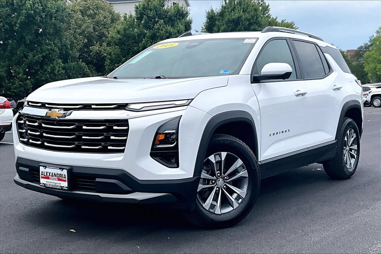 Used 2025 Chevrolet Equinox LT w/ Convenience Package II