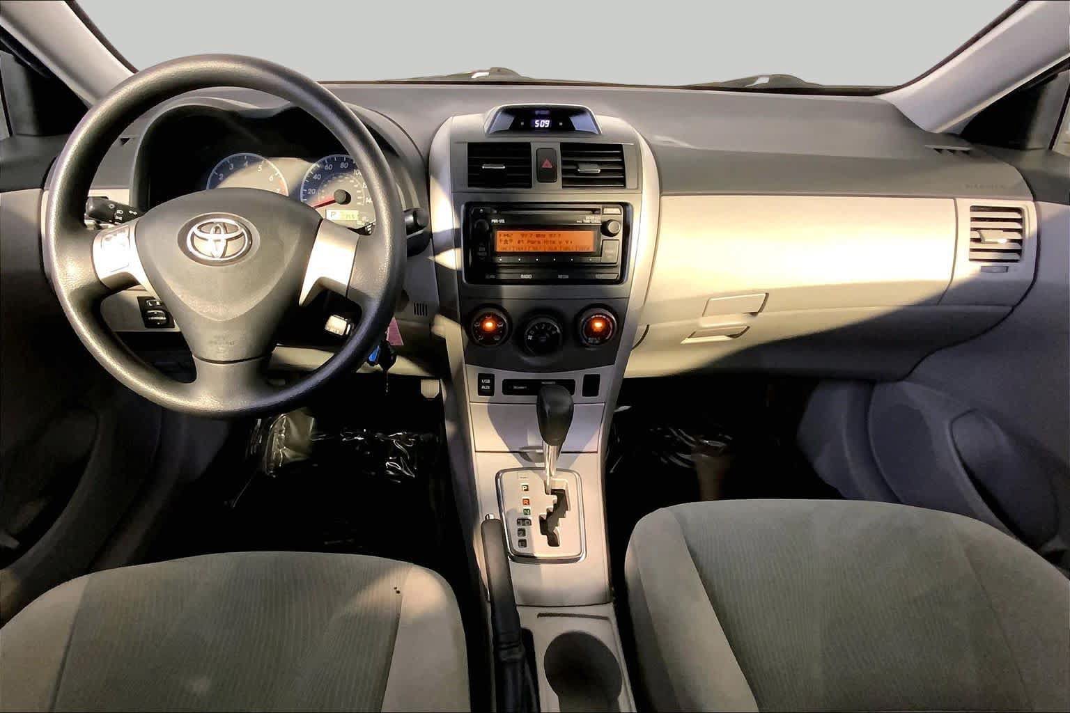 Used 2012 Toyota Corolla LE FWD image 15