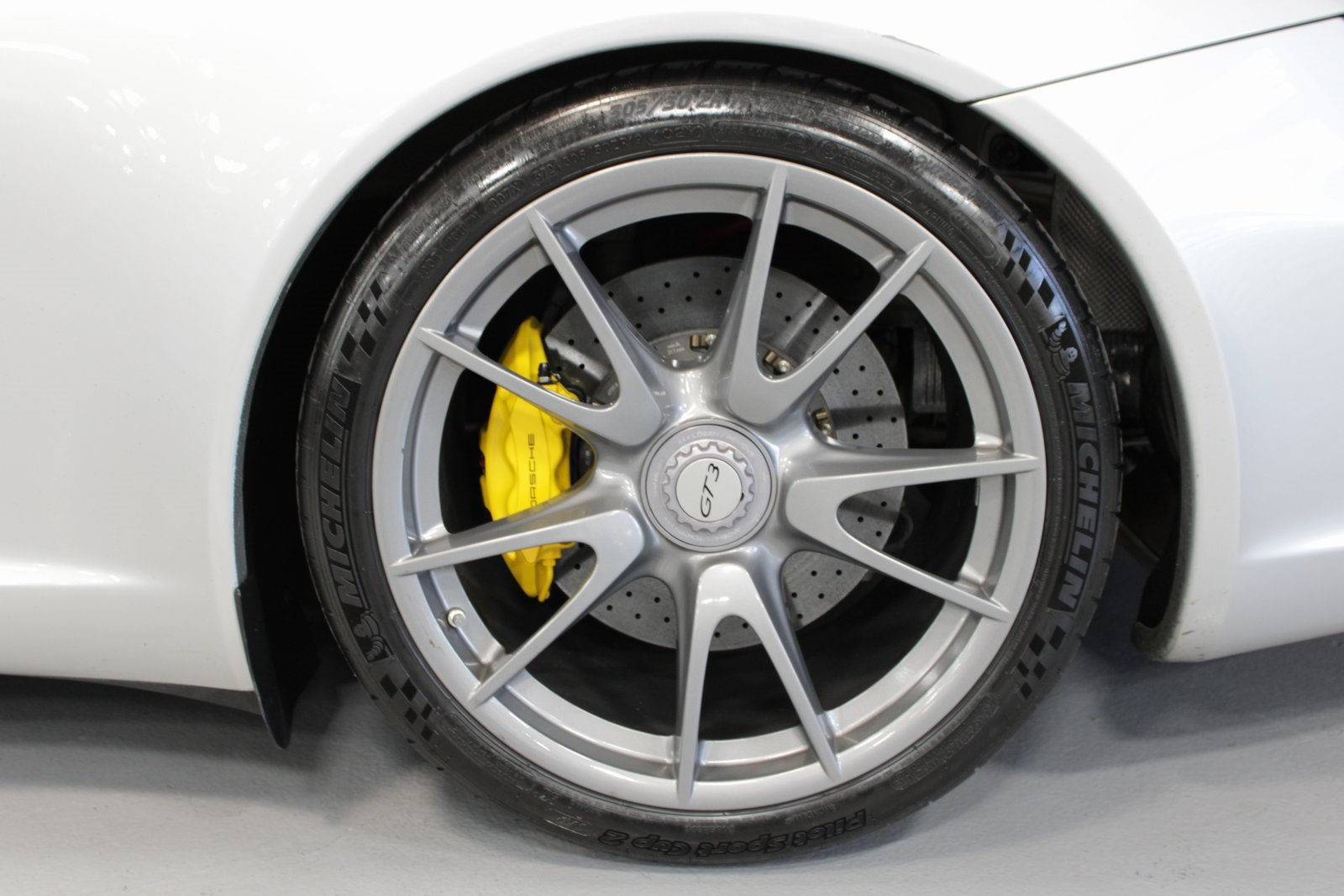 Used 2010 Porsche 911 GT3 image 12