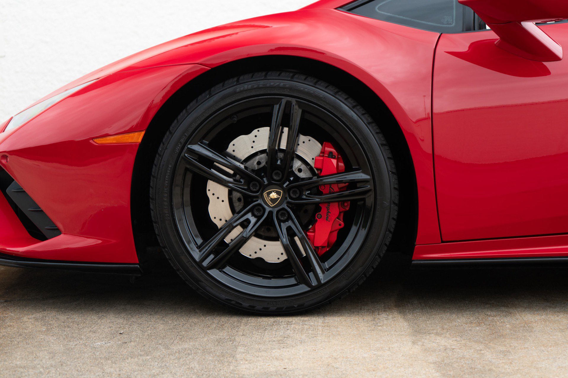 Used 2021 Lamborghini Huracan EVO RWD image 29