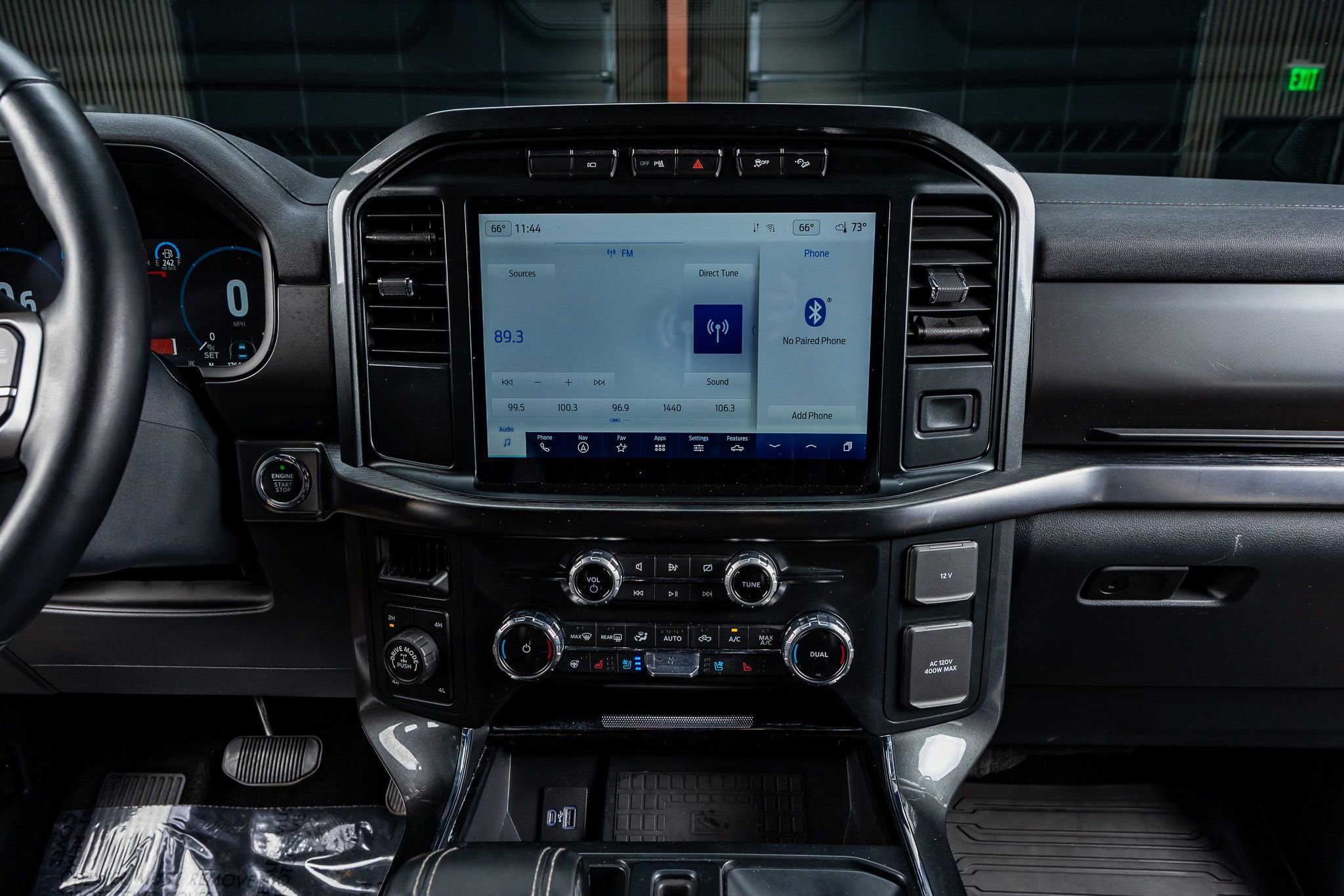 Used 2022 Ford F150 Lariat w/ Equipment Group 502A High image 24