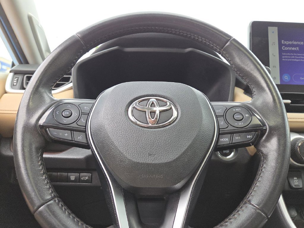 Used 2024 Toyota RAV4 Limited FWD image 24