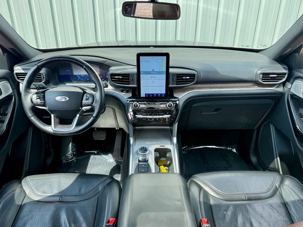Used 2021 Ford Explorer Platinum w/ Equipment Group 601A AWD/4WD image 37