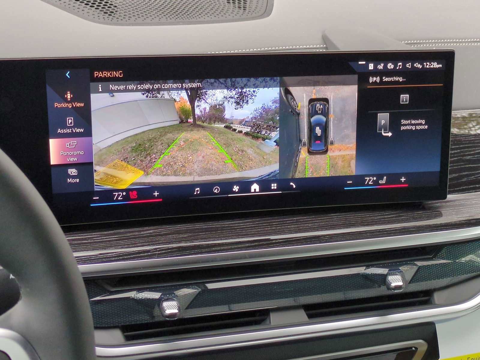 New 2026 BMW X6 xDrive40i w/ Climate Comfort Package image 31