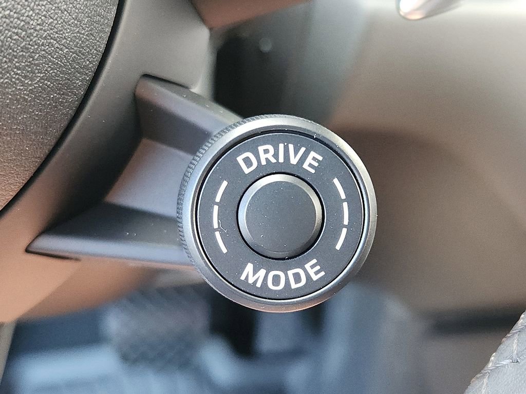 New 2026 Porsche Macan S image 20