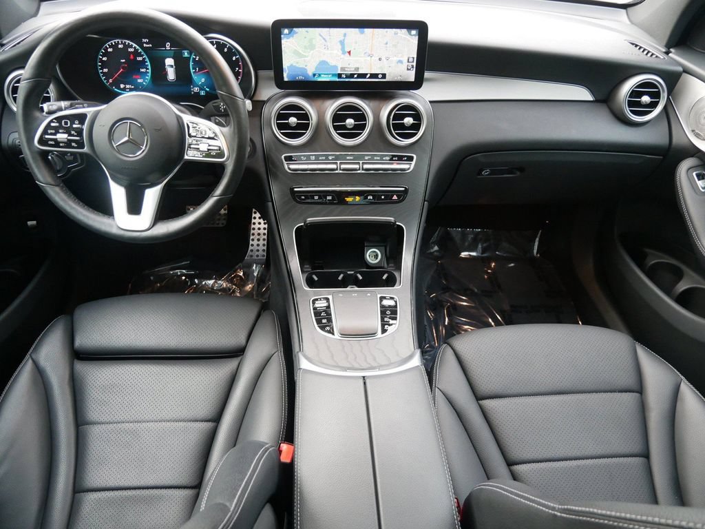 Used 2021 Mercedes-Benz GLC 300 4MATIC image 14