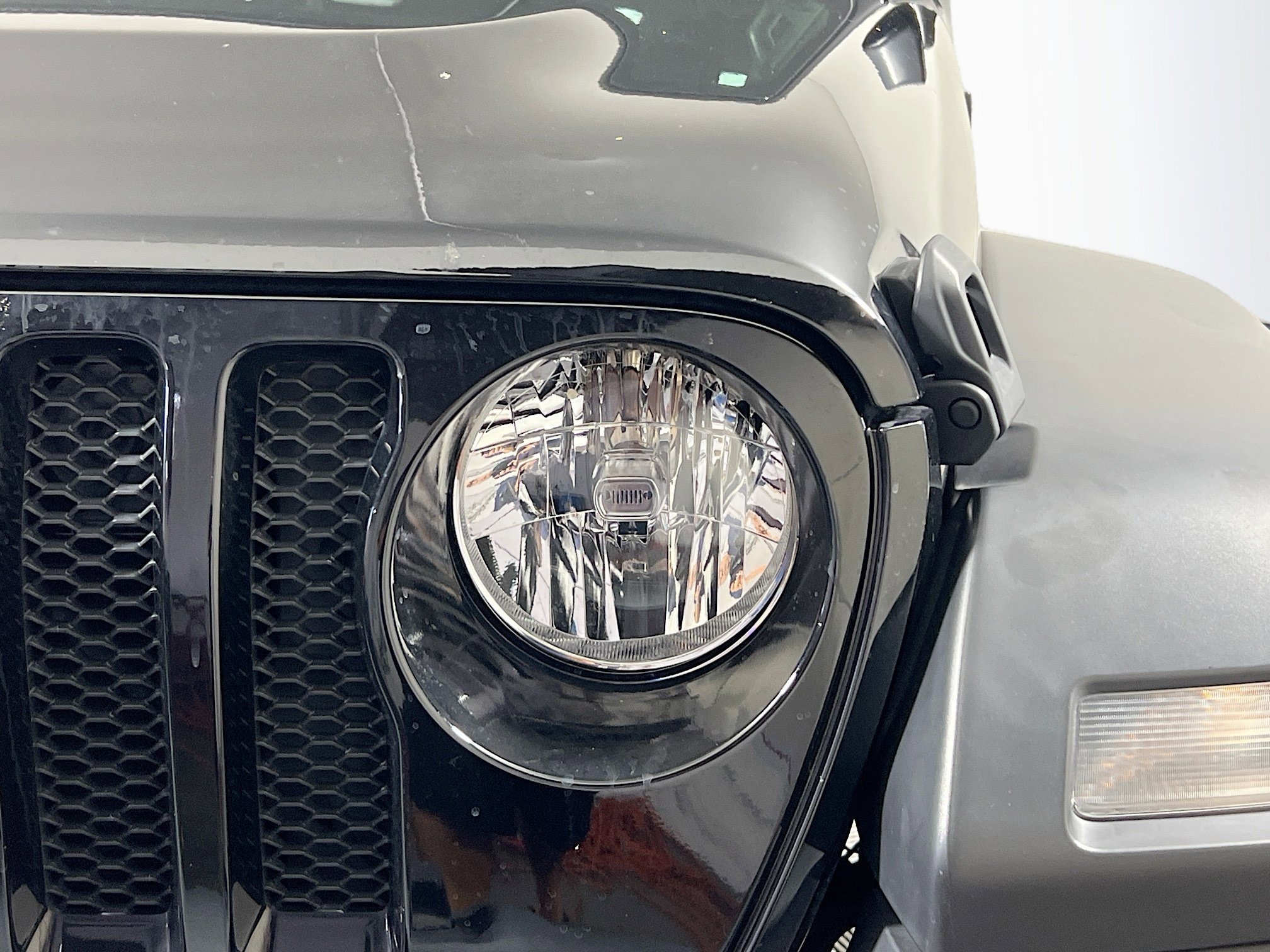 Used 2022 Jeep Wrangler Unlimited Sport AWD/4WD image 11