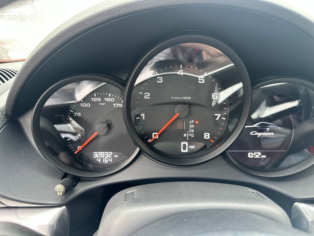Used 2019 Porsche 718 Cayman Base image 19