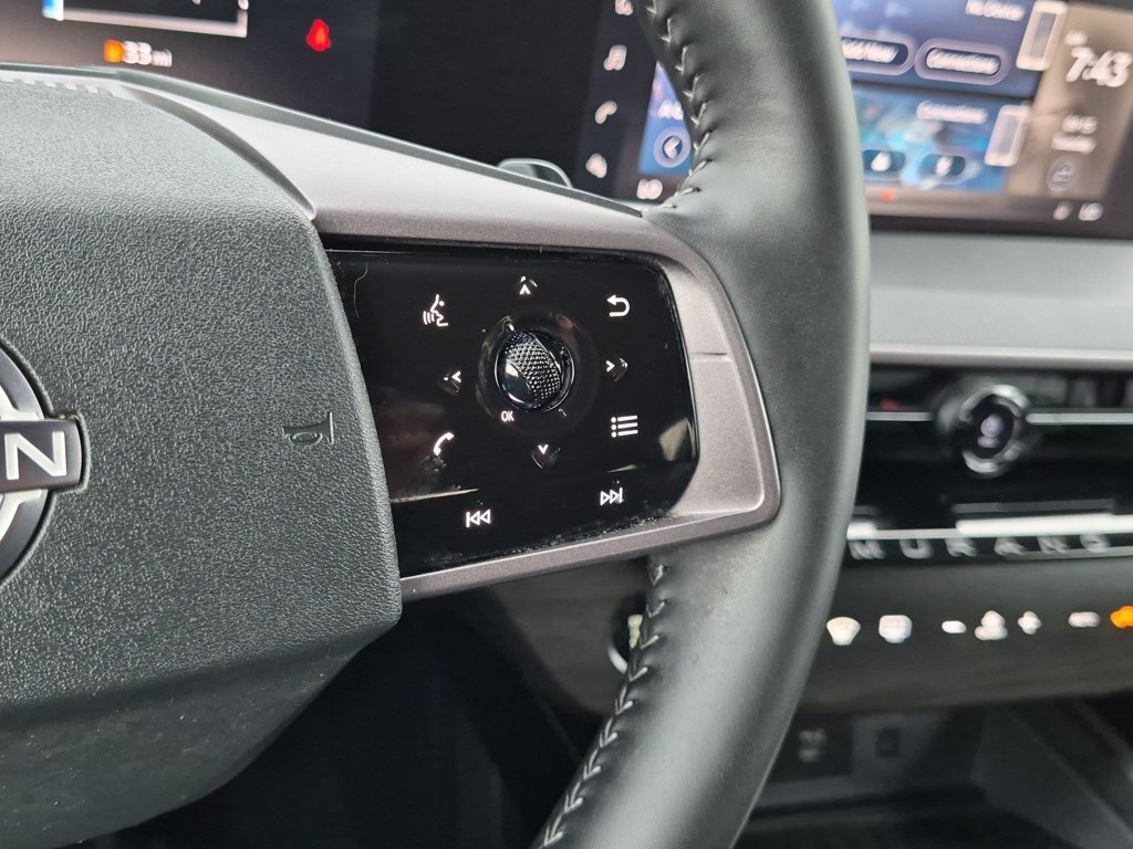 Used 2025 Nissan Murano SV AWD/4WD image 15