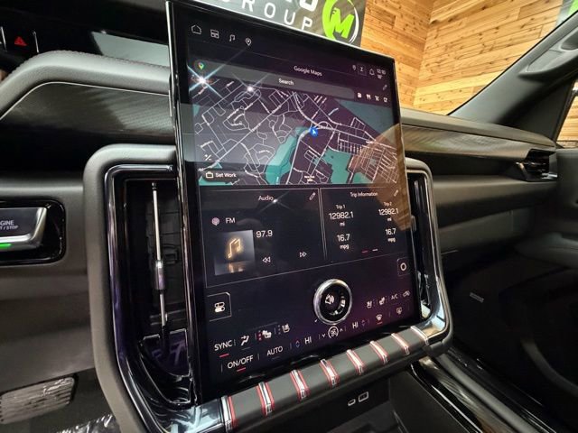 Used 2025 GMC Yukon AT4 image 19